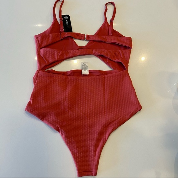 Anthropologie x Tavik Penelope One Piece Slinky Rib Washed Red, size large - Picture 7 of 9